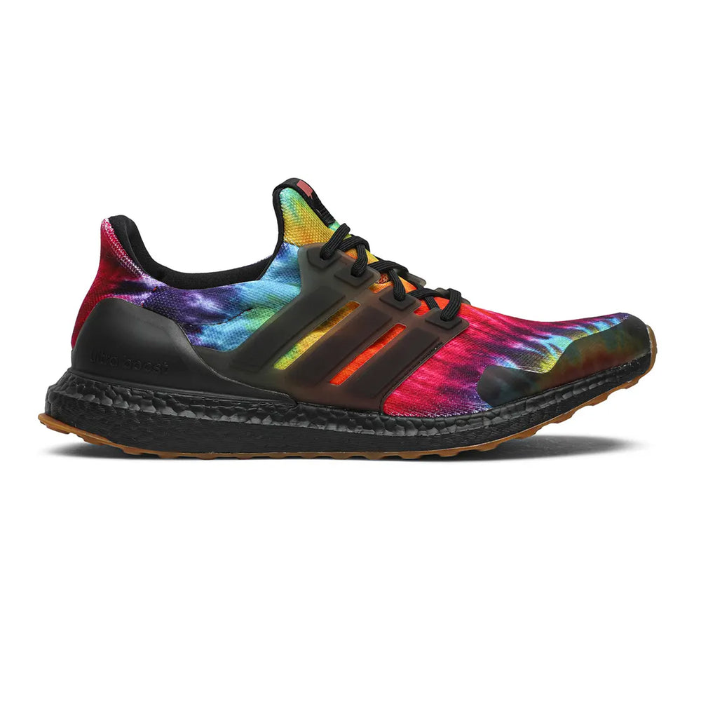 Adidas-Ultra-Boost-‘Nice-Kicks-Woodstock-Black’-(2019)-side