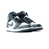 Air-Jordan-1-Mid-Armory-Navy-2022