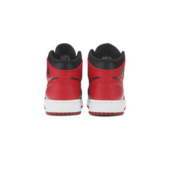 Air-Jordan-1-Mid-Banned-GS-4