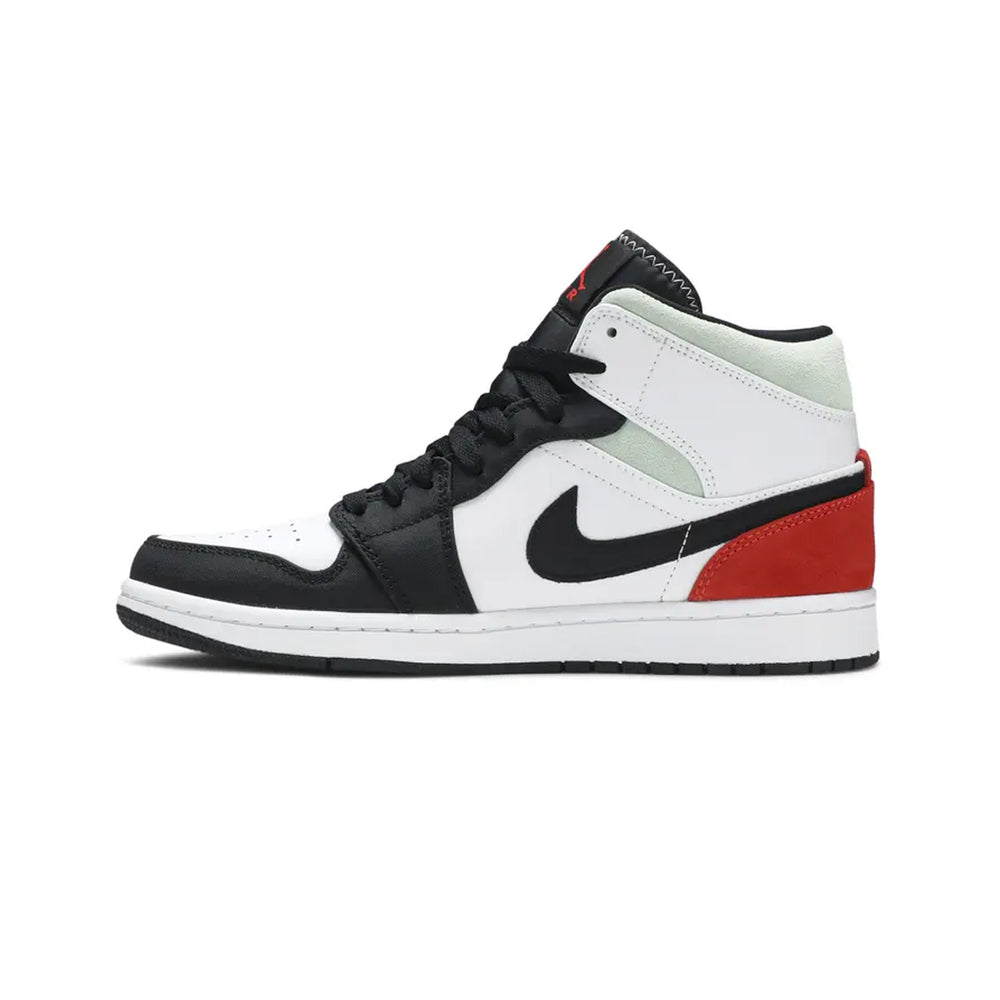 Air-Jordan-1-Mid-SE-Union-Black-Toe-3