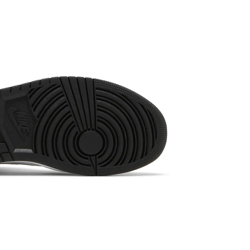 Air-Jordan-1-Mid-W-SE-‘Black-White-Multi-Color’-sole-close-up