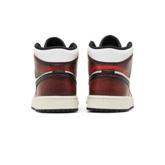 air_jordan_1_mid_wear_away_chicago_2022_4
