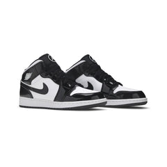 Air-Jordan-1-Mid-‘Carbon-Fiber-All-Star’-GS-front-side