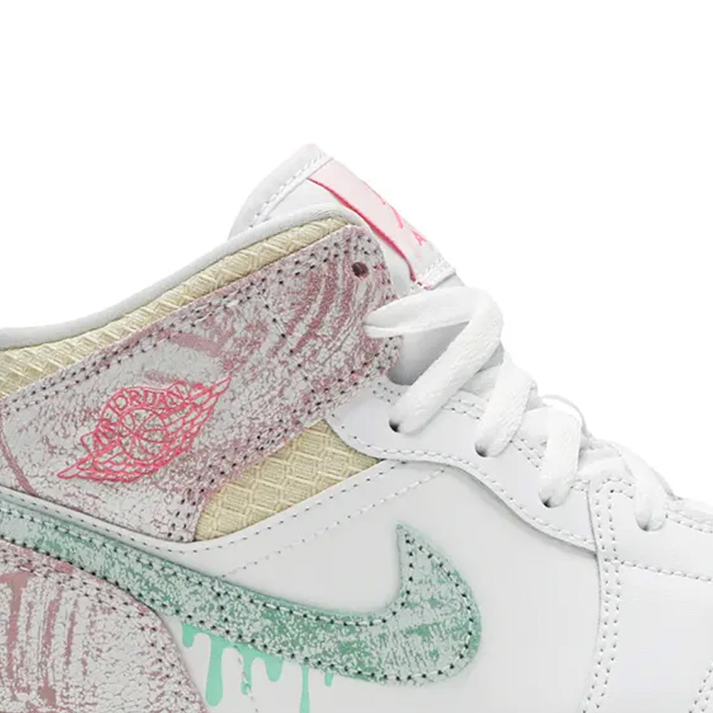 Air-Jordan-1-Mid-‘Paint-Drip’-GS-side-close-up