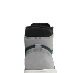 Air-Jordan-1-Retro-High-Element-Gore-Tex-Black-Particle-Grey-2021-7