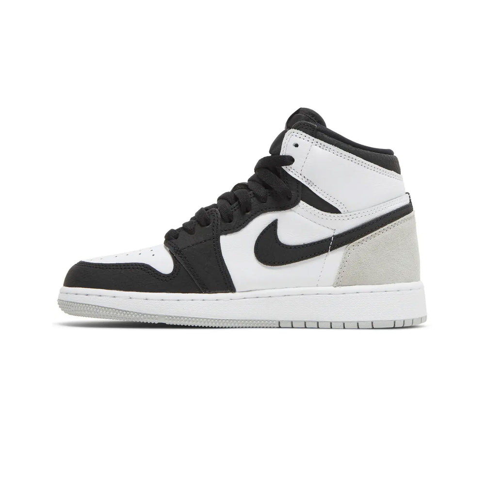 Air-Jordan-1-Retro-High-OG-‘Stage-Haze’-GS-(2022)-side-2