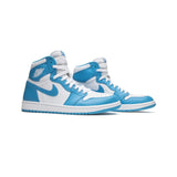 Air-Jordan-1-Retro-High-OG-‘UNC’-(2015)-2