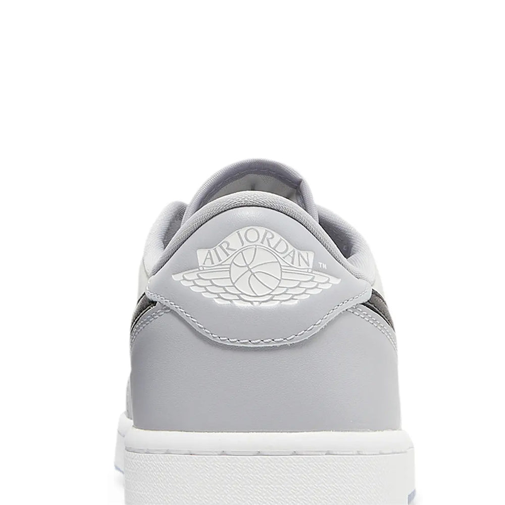 Air-Jordan-1-Retro-Low-Golf-‘Wolf-Grey’-(2021)-back-close-up