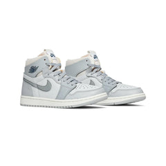 Air-Jordan-1-Zoom-CMFT-‘Photon-Dust’-front-side