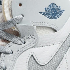 Air-Jordan-1-Zoom-CMFT-‘Photon-Dust’-laces-close-up