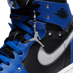 Air-Jordan-1-Zoom-W-‘Sisterhood’-lace-close-up