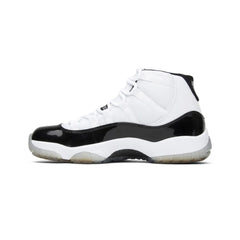 Air-Jordan-11-Retro-_Concord_-_2011_-side-2