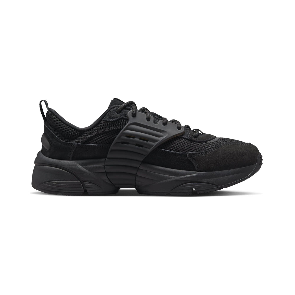 air_jordan_trunner_os_triple_black_2025_1