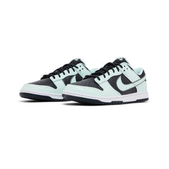 dunk_low_retro_premium_dark_smoke_grey_barely_green_2024_2