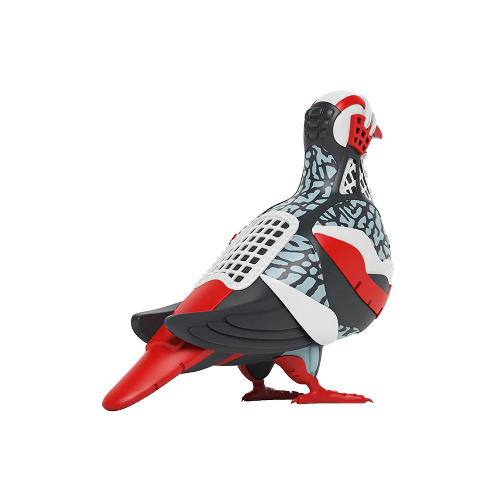 mighty_jaxx_pigeon_in_flight_by_jeff_staple_3