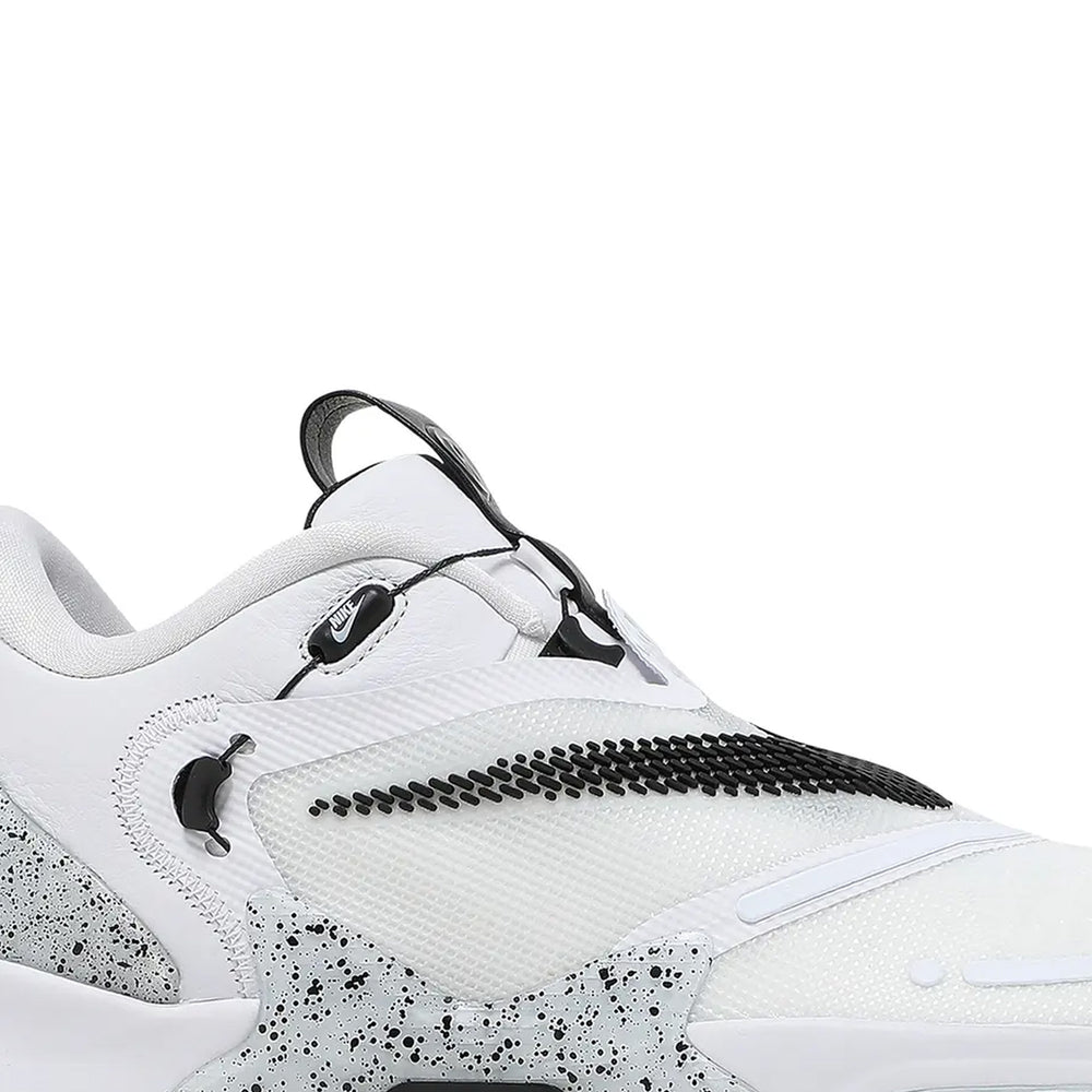 Nike-Adapt-BB-2.0-‘Oreo’-AU-Charger-6
