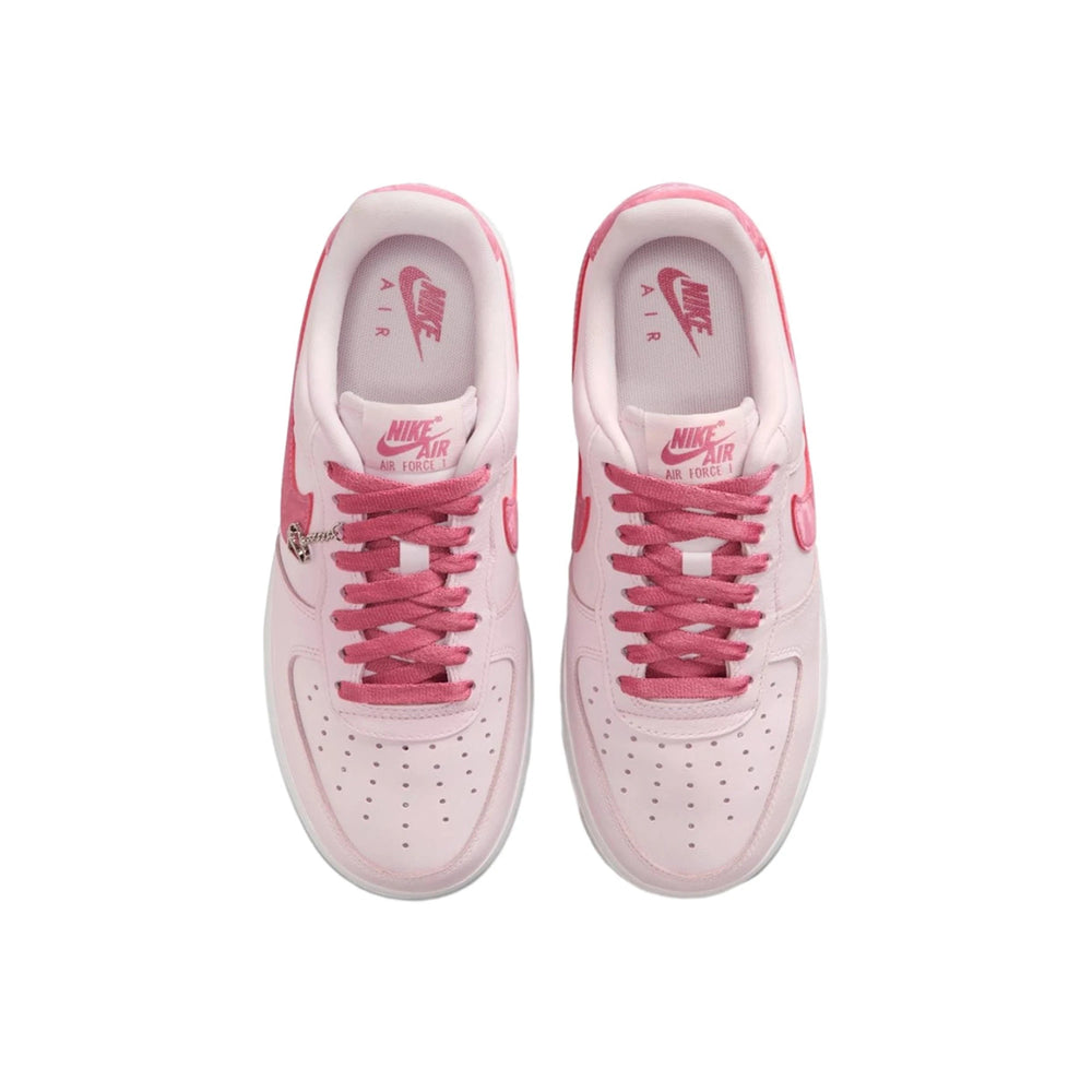 nike_air_force_1_low_07_valentines_day_womens_2026_4