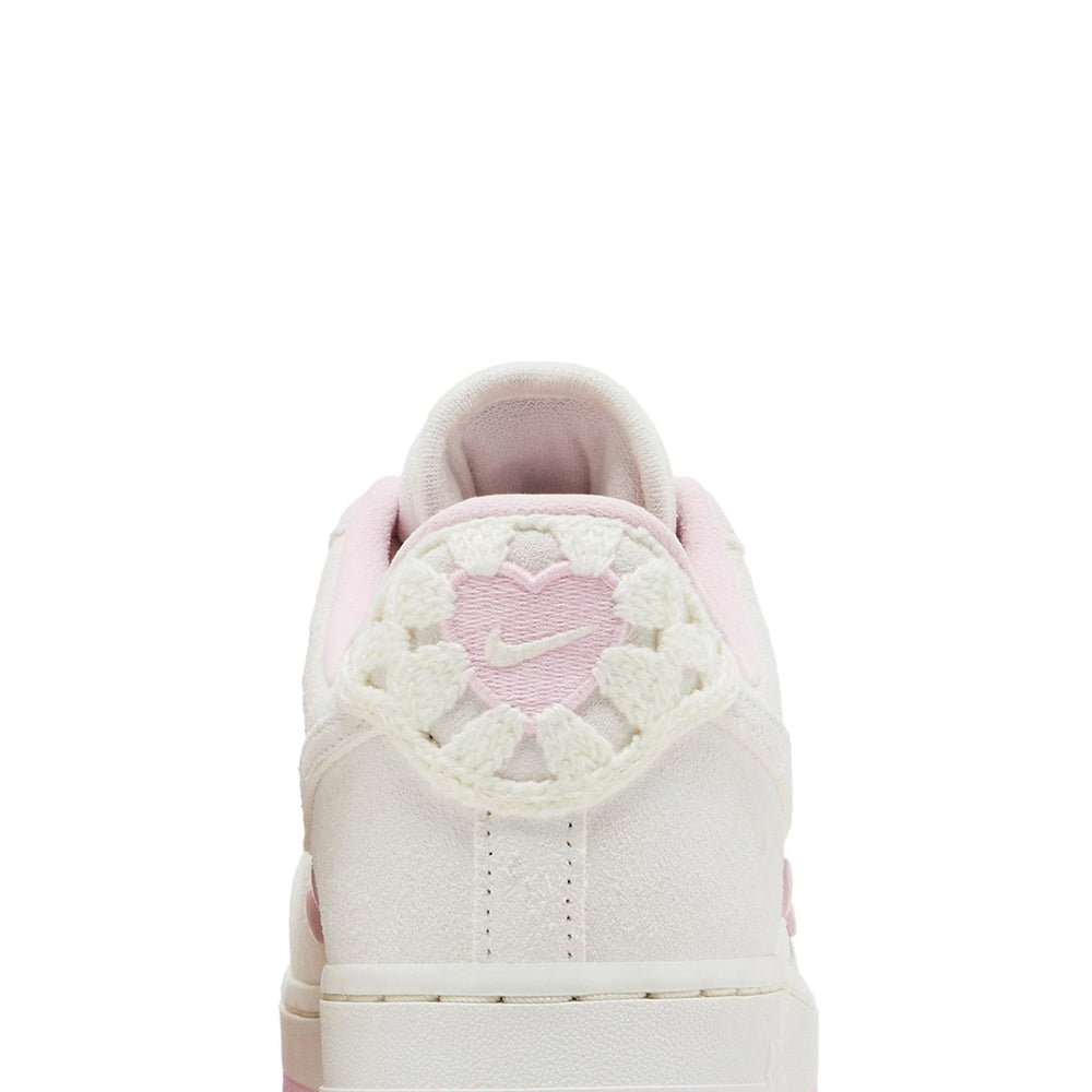 nike_air_force_1_low_valentines_day_womens_2025_7