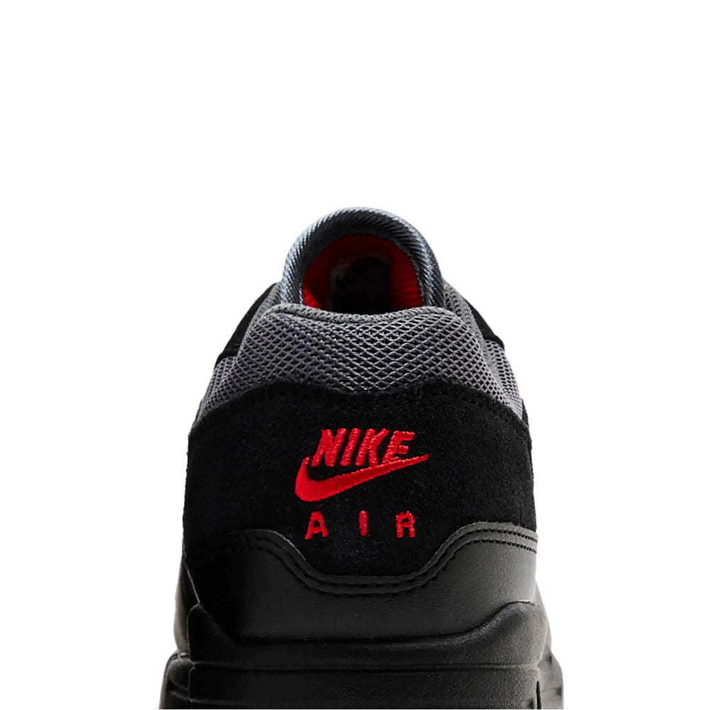 nike_air_max_1_essential_vamps_2025_7