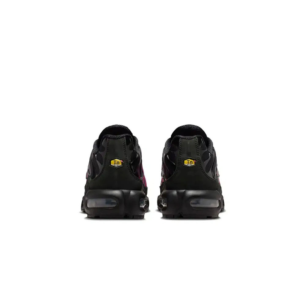 nike_air_max_plus_tn_black_peony_womens_2026_4