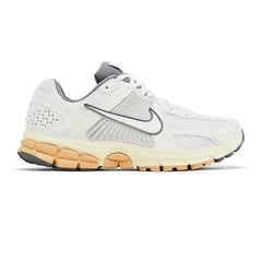 Nike-Air-Zoom-Vomero-5-Summit-White-Pure-Platinum-Women’s-2024-1