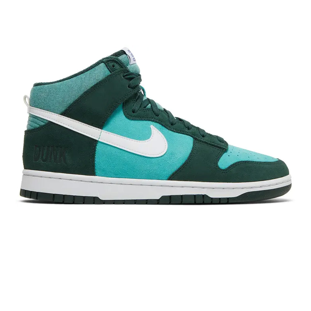 Nike-Dunk-High-Retro-SE-Athletic-Club-Pro-Green-2022-1