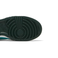 Nike-Dunk-High-Retro-SE-Athletic-Club-Pro-Green-2022-9