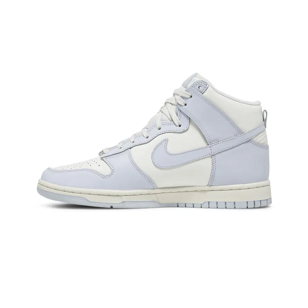 Nike-Dunk-High-W-‘Sail-Football-Grey’-3