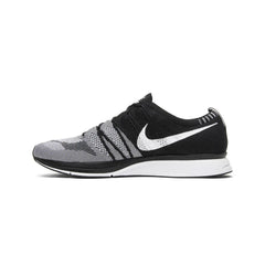 nike_flyknit_trainer_oreo_2018_3