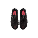 nike_mind_002_black_hyper_crimson_2026_4