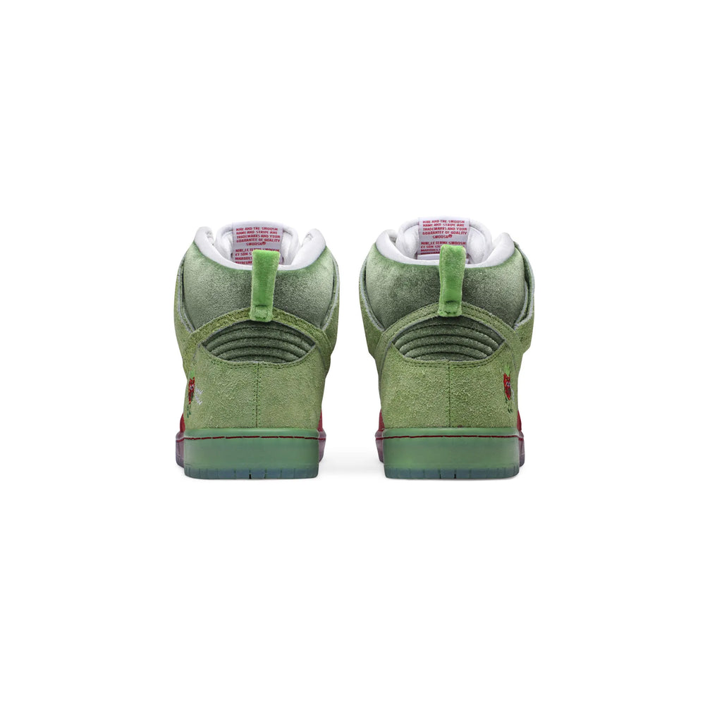 Nike-SB-Dunk-High-‘Strawberry-Cough’-(2021)-back