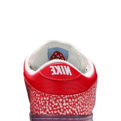 Nike-SB-Dunk-Low-‘Stingwater-Magic-Mushroom’-(2021)-7