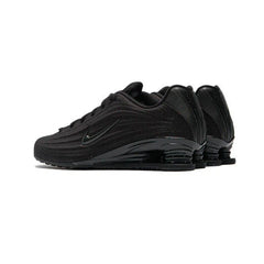nike_shox_z_black_womens_2026_4