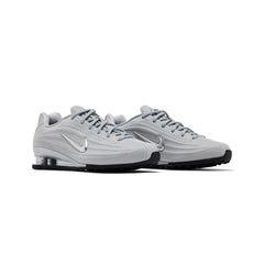 nike_shox_z_metallic_silver_womens_2025_2