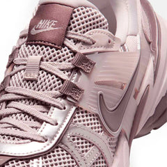 nike_v2k_run_particle_rose_tattoo_womens_2026_8