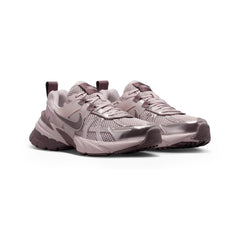nike_v2k_run_particle_rose_tattoo_womens_2026_2