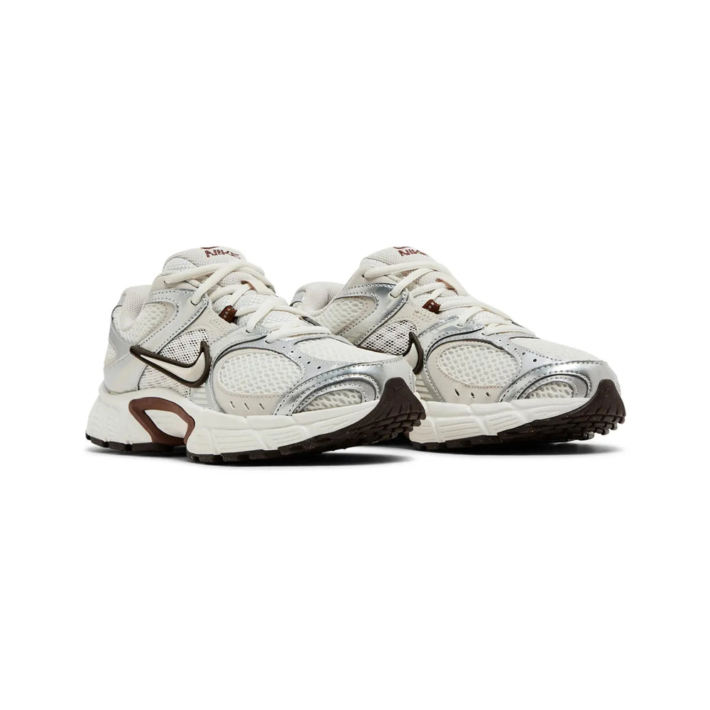 nike_v5_rnr_sail_fauna_brown_phantom_light_orewood_brown_womens_2025_2