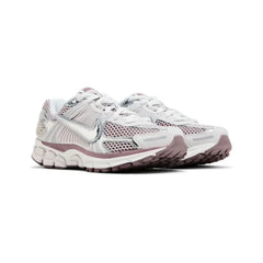 nike_zoom_vomero_5_sail_light_orewood_brown_w_2023_2