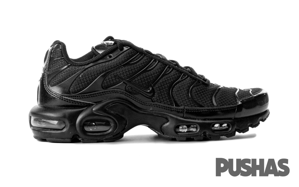 Refurbished Air Max TN Plus Triple Black PUSHAS