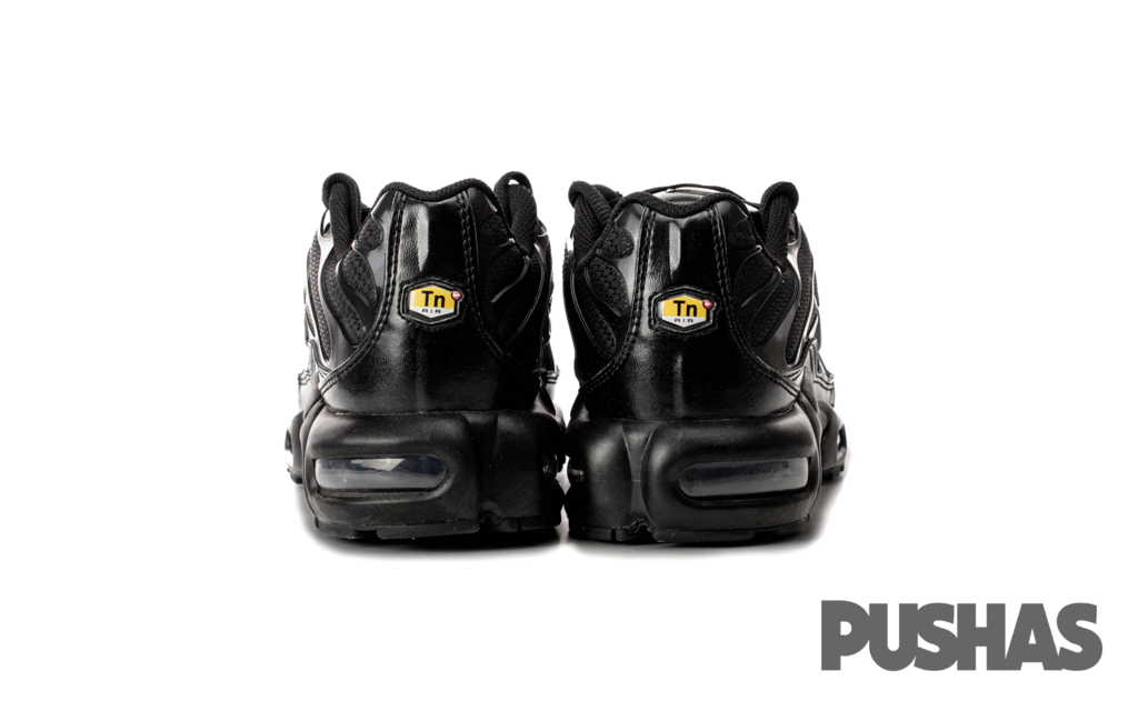 Air max sales tn triple black