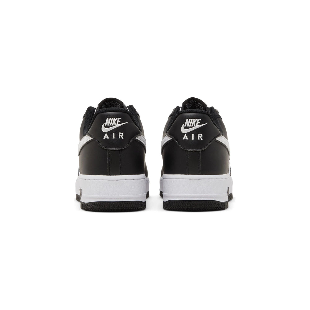 nike_air_force_1_low_07_white_swoosh_panda_2023_13