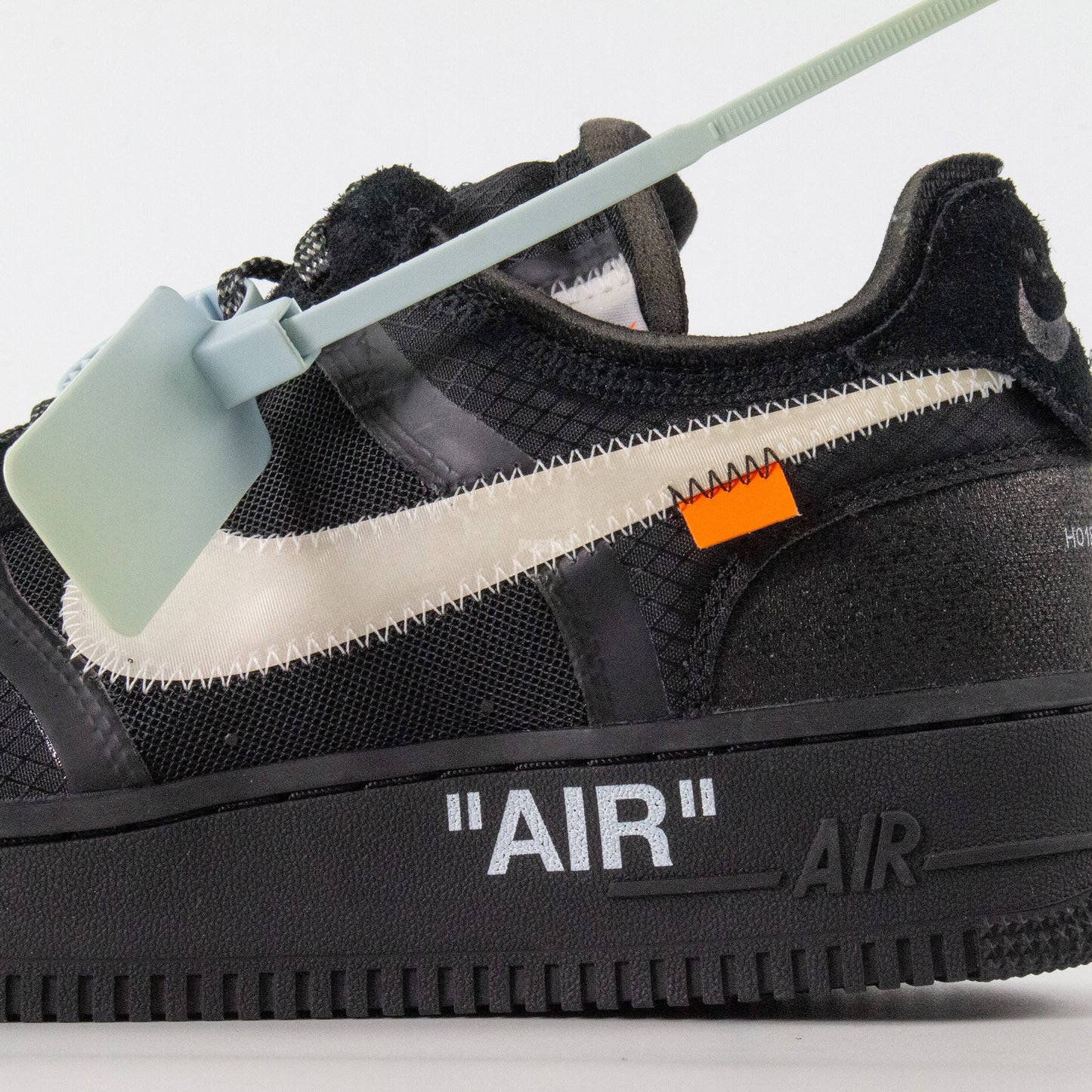 Nike Air Force 1 Low 'Off-White Black White' (2018)