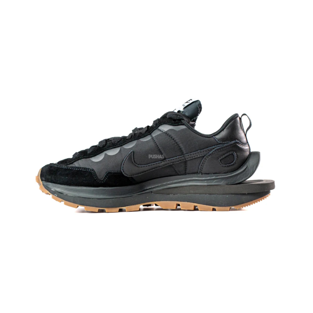 【黒タグ付】sacai × Nike VaporWaffle Black Gum Nike Vaporwaffle x Sacai 'Black Gum' (2022) – PUSHAS