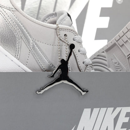 Air Jordan 1 Low OG 'Metallic Silver' GS (2024)