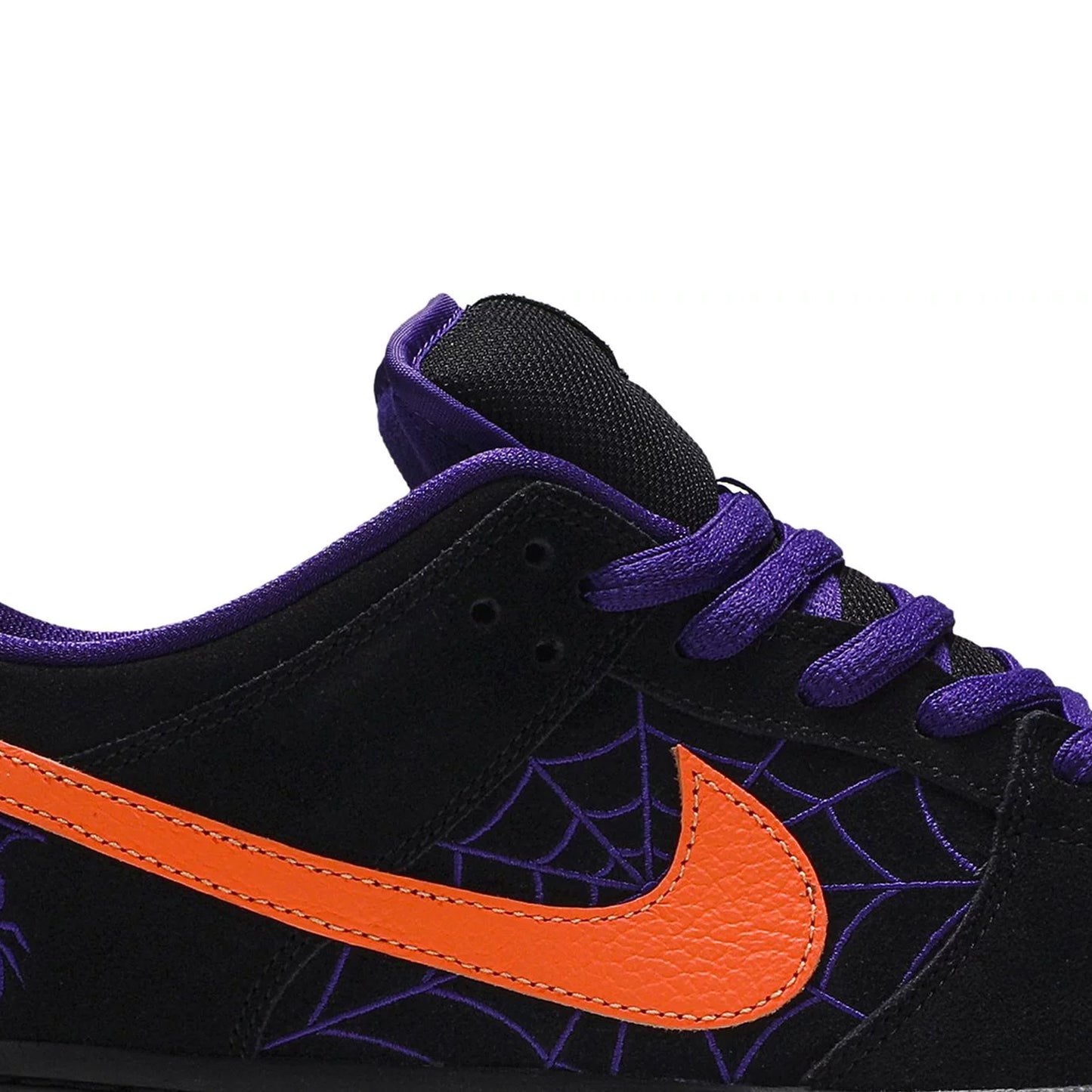 Nike SB Dunk Low 'Night of Mischief Halloween' (2019)