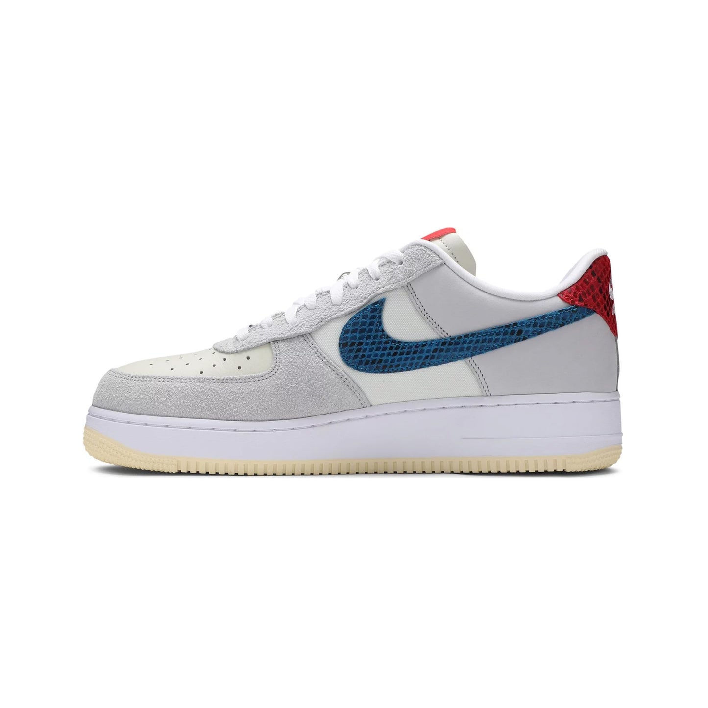 Air Force 1 Low SP Undefeated 5 On It Dunk Vs. AF1 'Grey Fog'