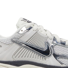 Zoom Vomero 5 'Photon Dust Metallic Silver' W (2023)