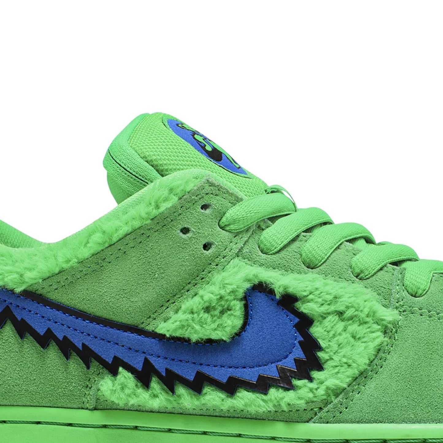 SB Dunk Low x Grateful Dead 'Bears Green'