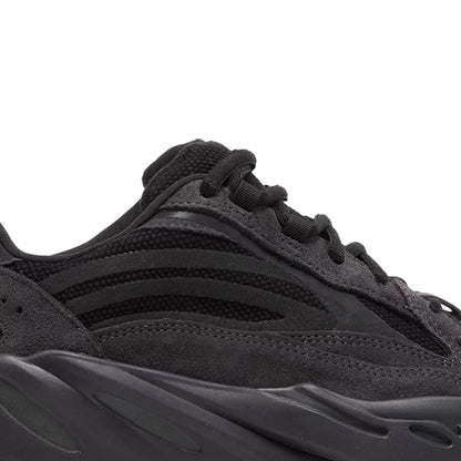 Yeezy 700 V2 'Vanta' (New)