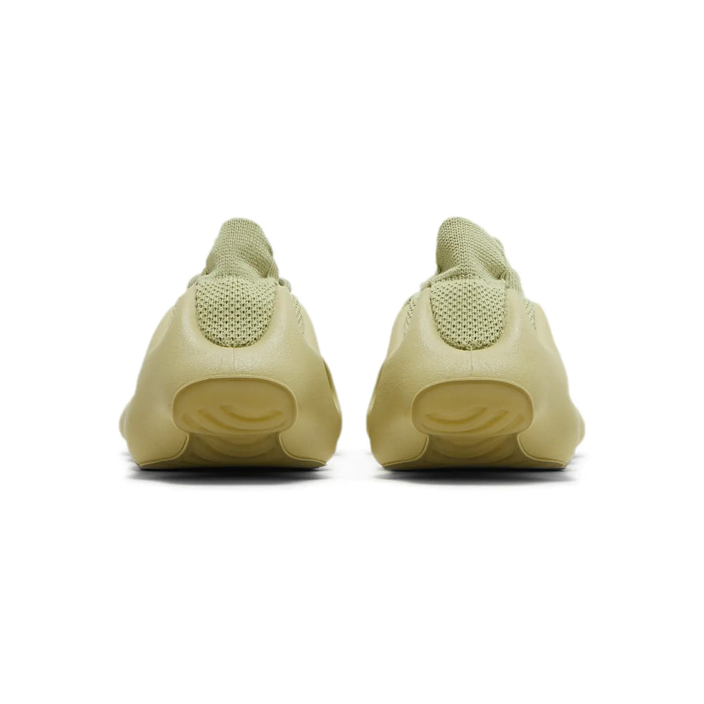 1738719630-DYUY6S2zAdidas-Yeezy-450-‘Resin’-(2021)-back